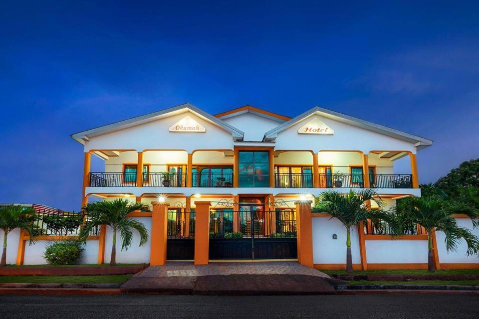 Okumah Hotel Кумаси Екстериор снимка